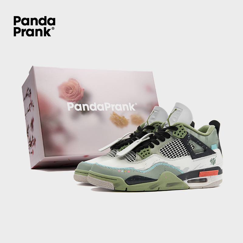 Instant - Women's Jordan 4 Custom
